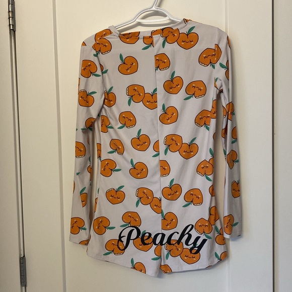 🍑We Care Weekend Edition Peachy Jammies 🍑 - Picture 5 of 7